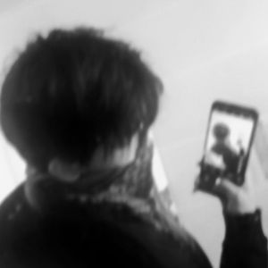 小女生吃小头头视频
